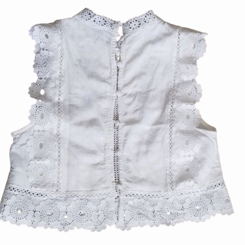 Forever 21 White Cream Embroidered Floral Eyelet Lace Crop Top Boho Cottagecore - Picture 3 of 6